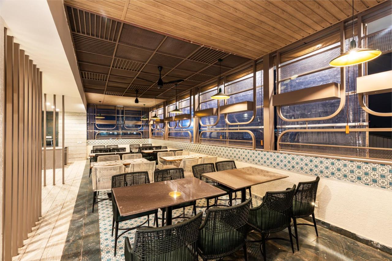 Narthaki Boutique Hotel Бангалор Екстериор снимка