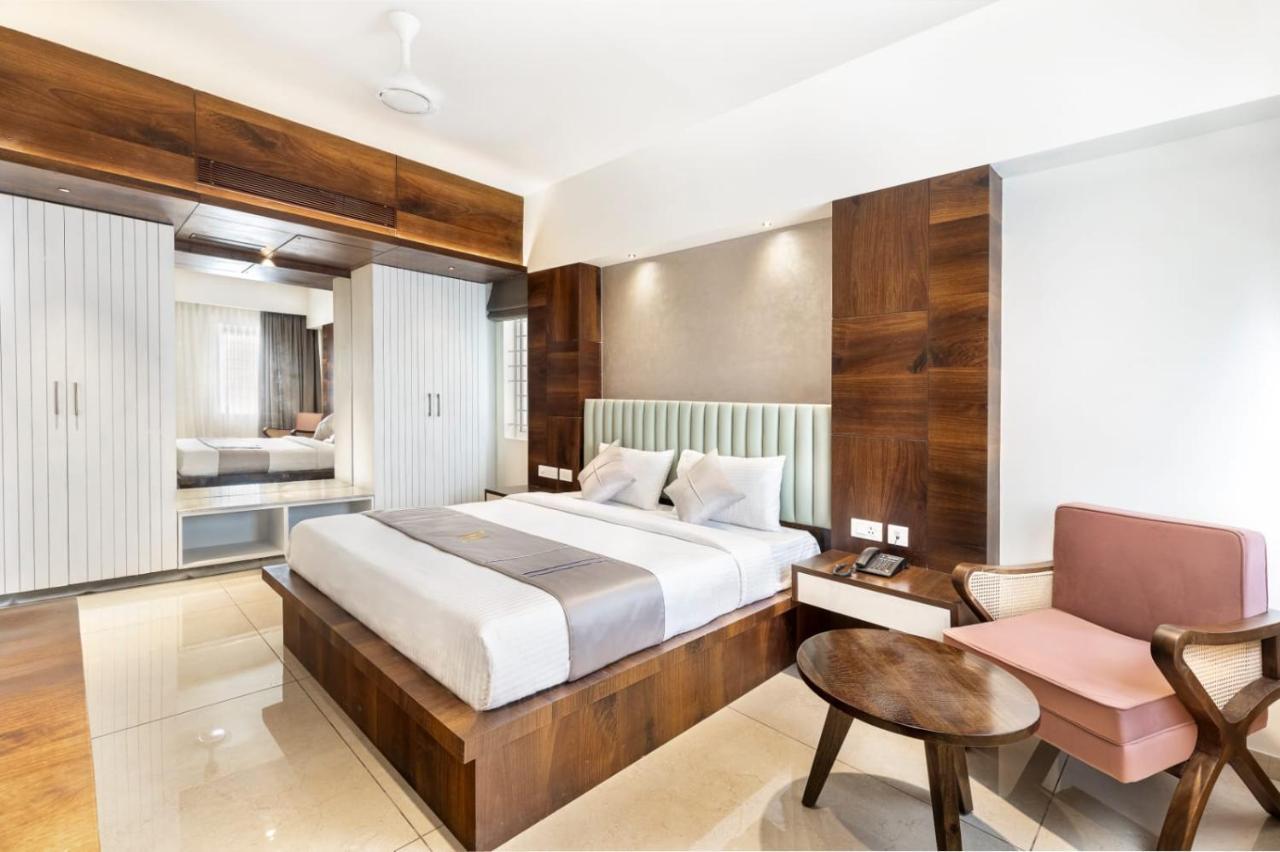Narthaki Boutique Hotel Бангалор Екстериор снимка