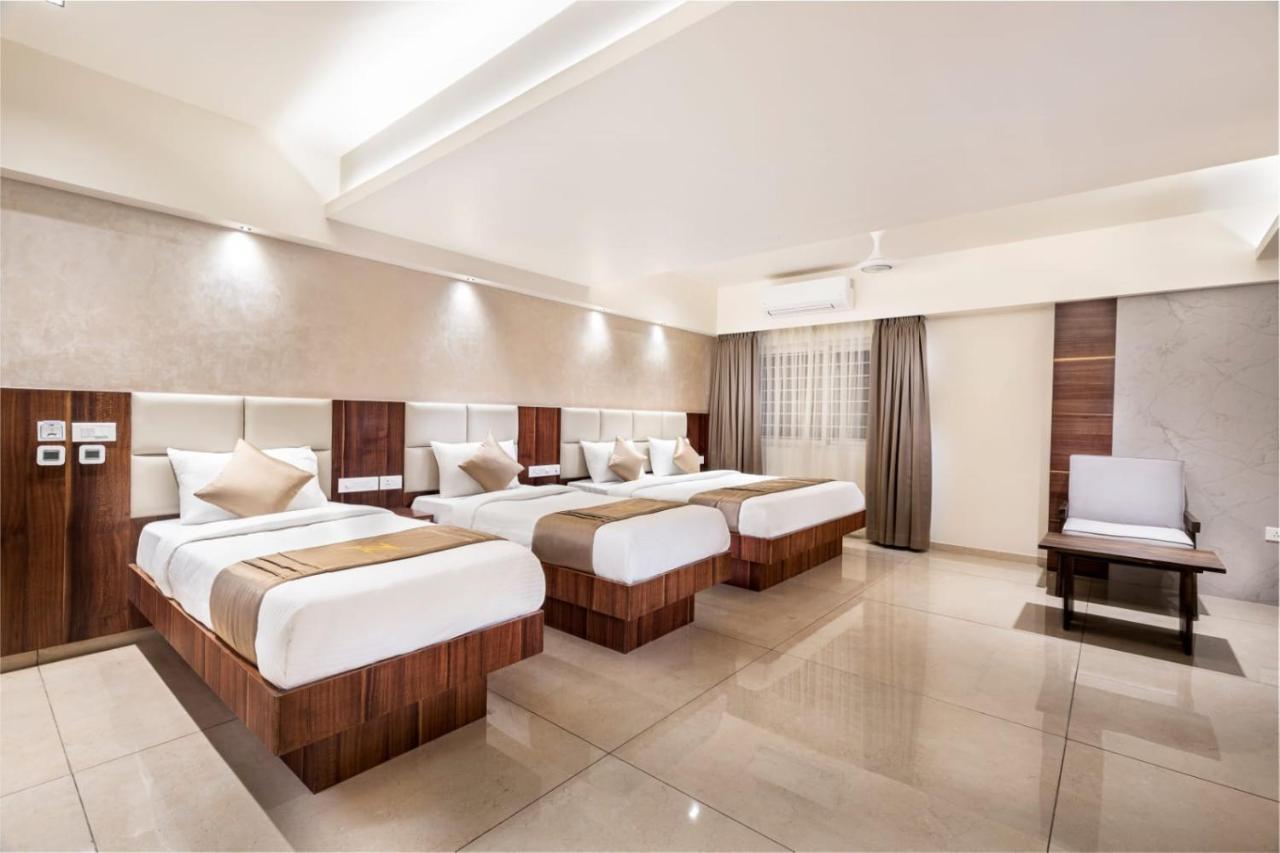 Narthaki Boutique Hotel Бангалор Екстериор снимка