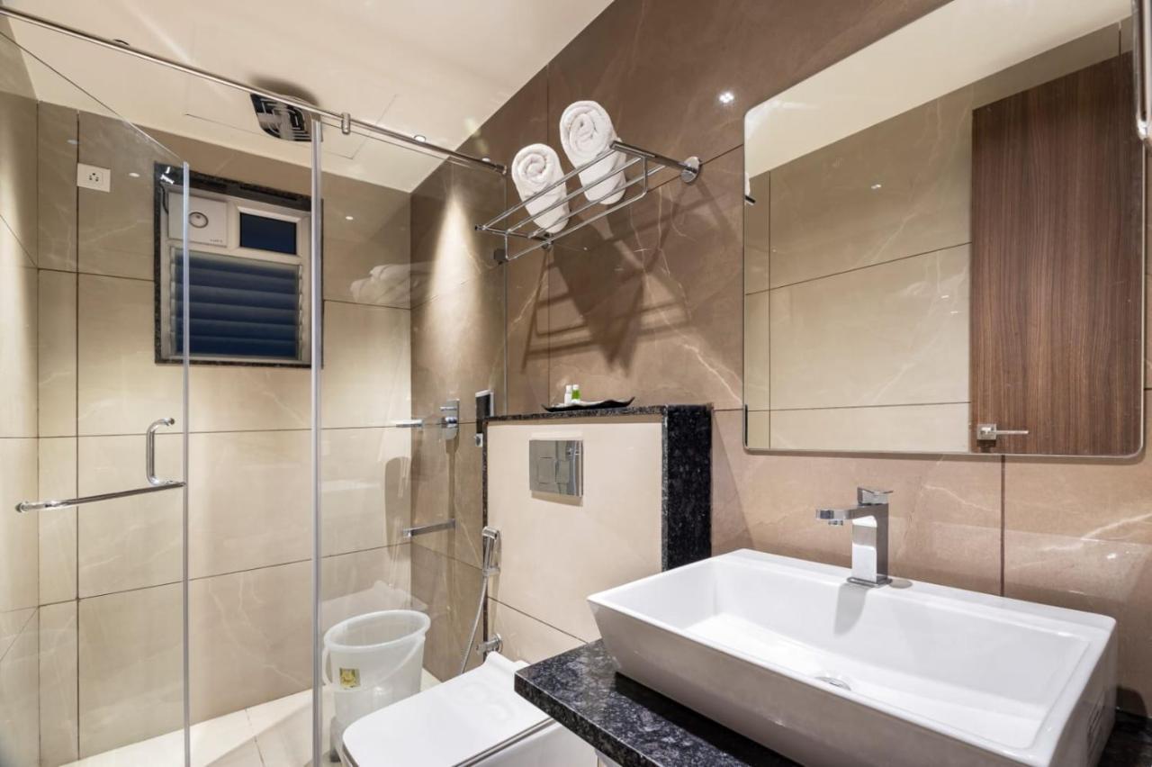 Narthaki Boutique Hotel Бангалор Екстериор снимка